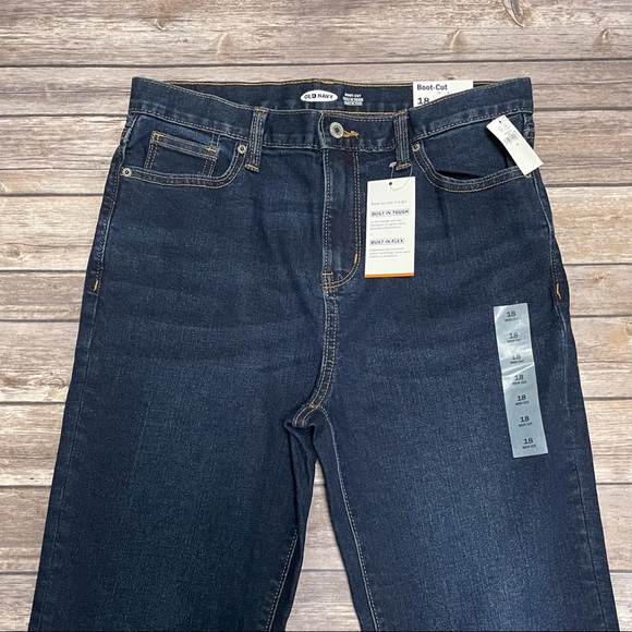 Old Navy Dark Wash Boys Boot Cut Adjustable Waist Jeans NWT 18 Bootcut Husky - Picture 3 of 8
